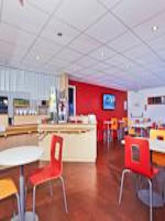 Premiere Classe Cergy Saint Christophe Exterior foto